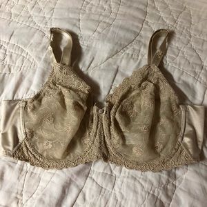 Wacoal Beige Lace Bra in 40D